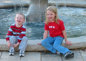 Shelby/Bray - fountain: Shelby & Brayden at OU Fountain